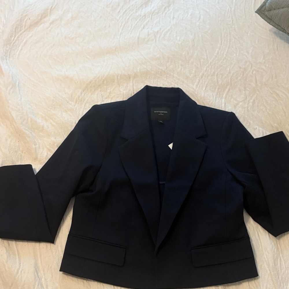 Women's Navy Cropped Blazer